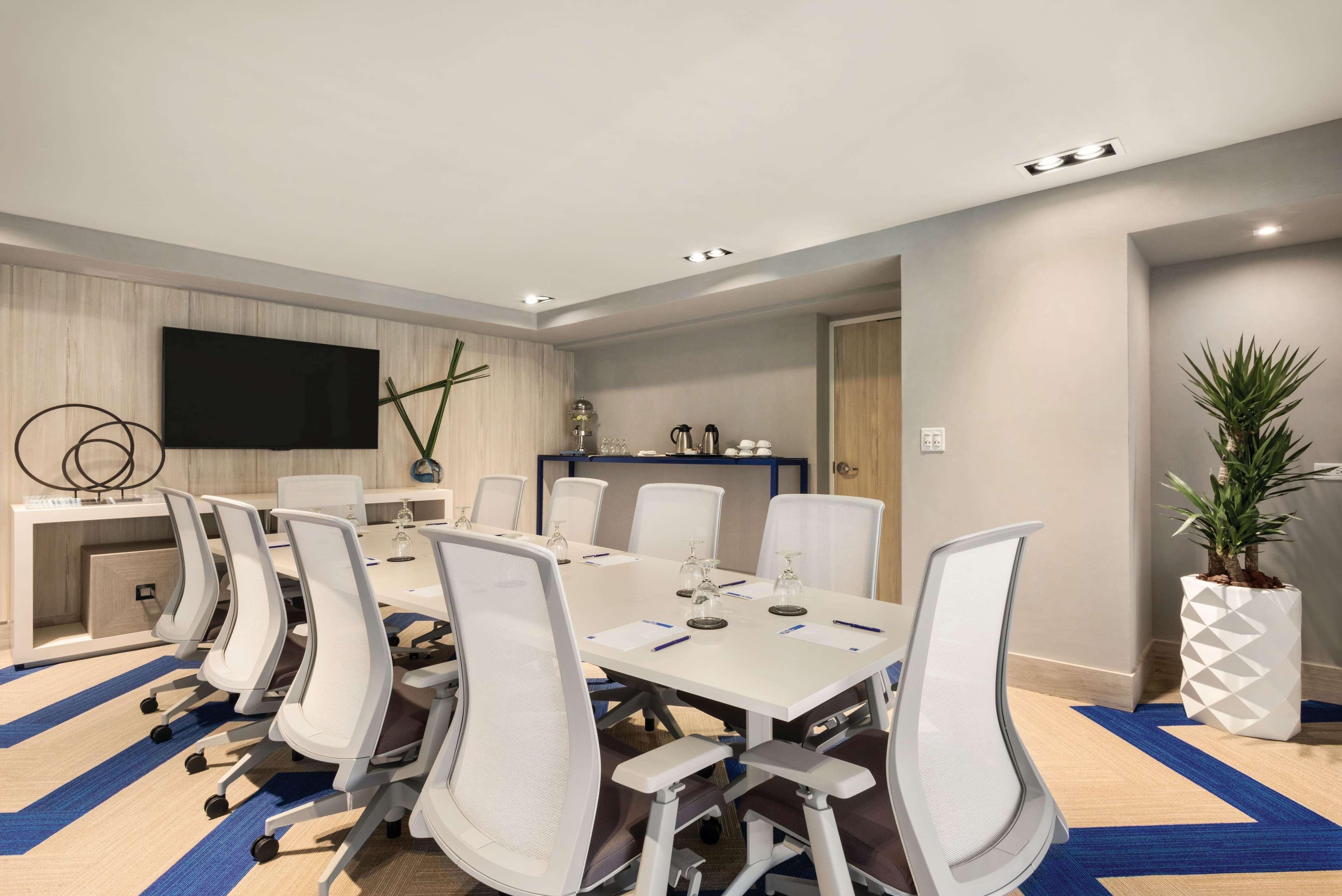 TRYP by Wyndham Isla Verde San Juan Exterior foto